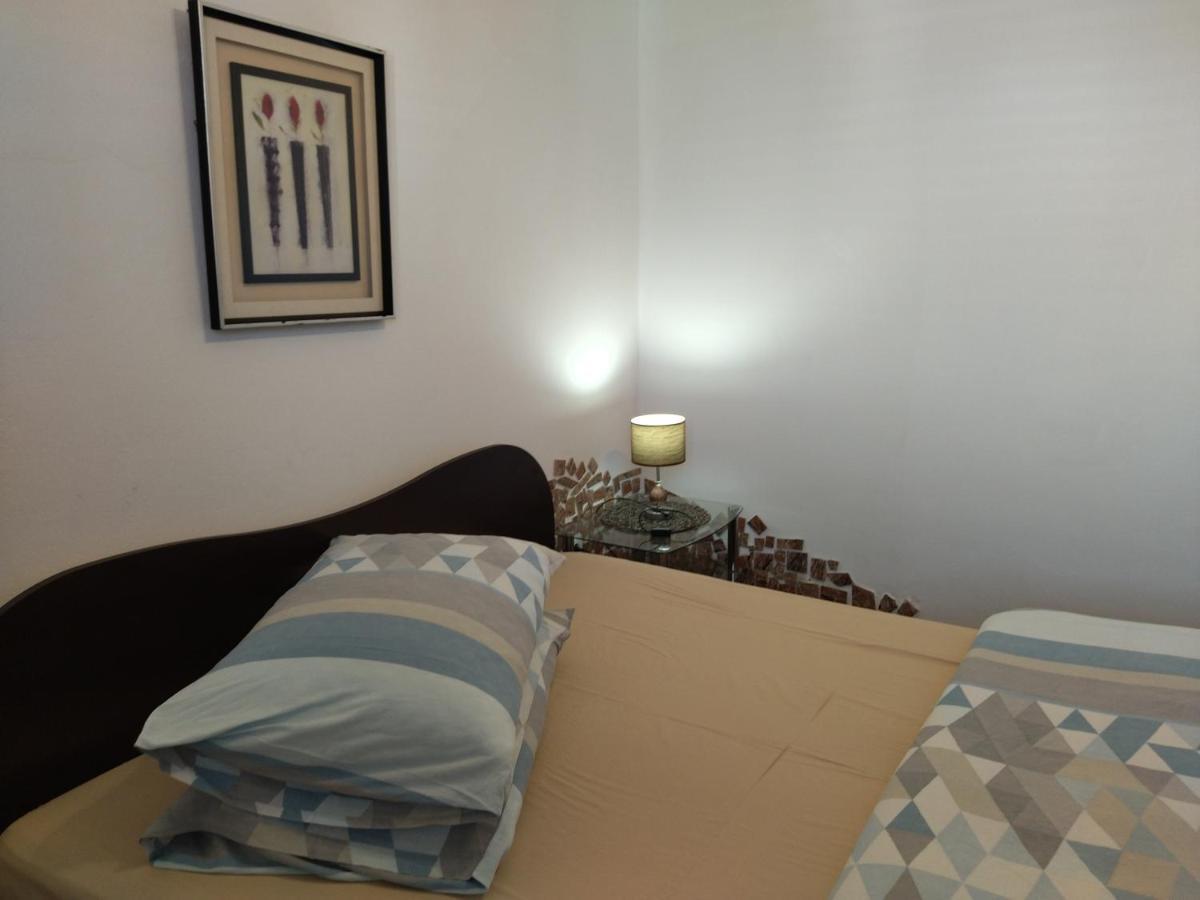 Apartments Maja I Mate Sućuraj 外观 照片