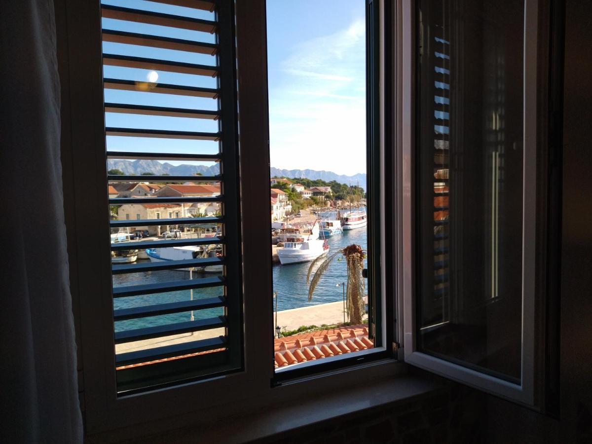 Apartments Maja I Mate Sućuraj 外观 照片