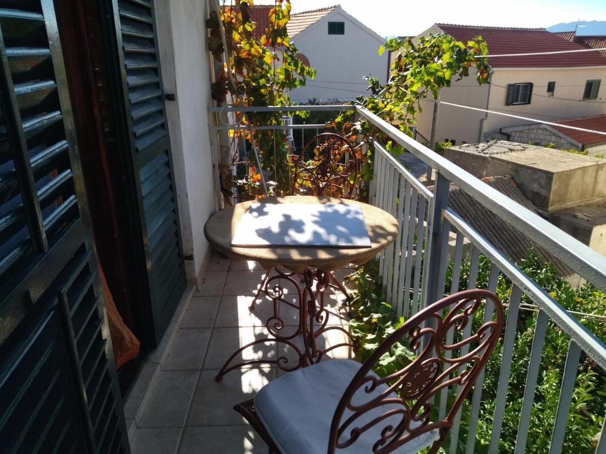 Apartments Maja I Mate Sućuraj 外观 照片